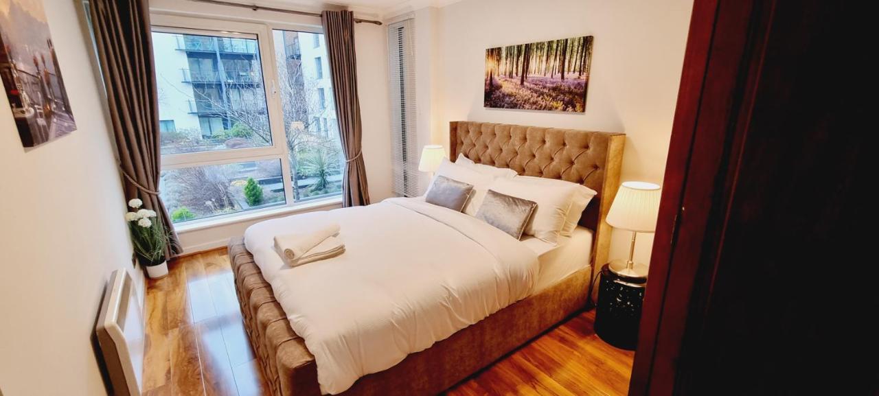 Double King Suite, Canary Wharf Waterfront London Exterior photo